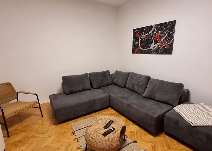 Appartement In Zentrumsnaehe Mit Balkon By Interhome *